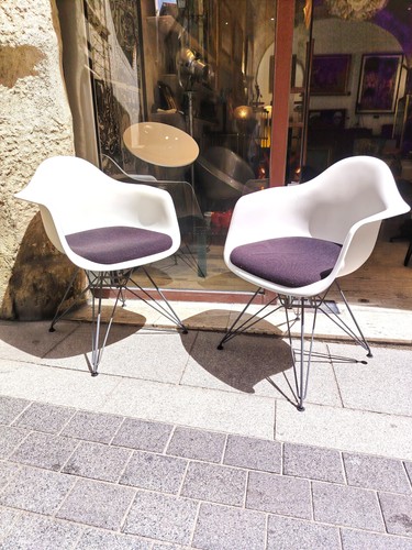Pair charles eames vitra - of,