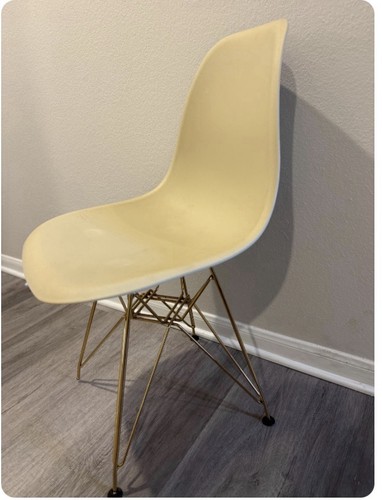 Seat eames molded plastic - of,