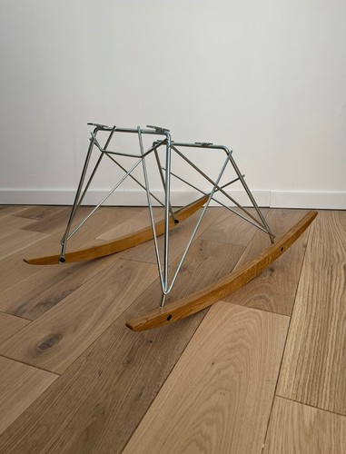 Base rocking chair chromée