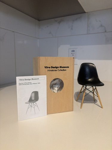 Eames dsw black side - eames, chair