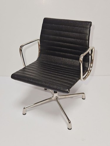 Vitra design museum miniature - design,