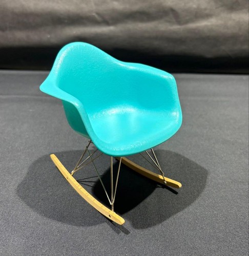 Vitra eames miniature - eames,
