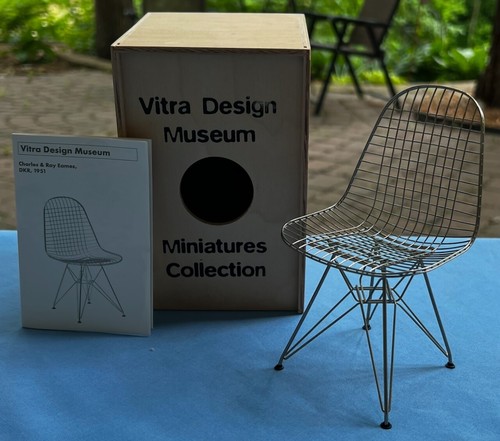 Vitra design museum miniature - design,