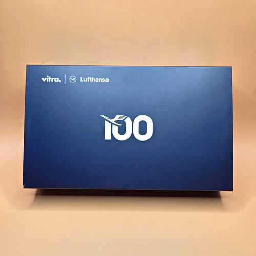 Lufthansa first class 100 - first, "100