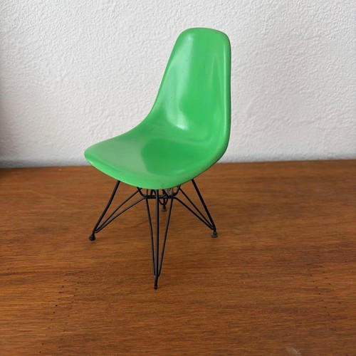 Vitra design museum miniature - vitra,