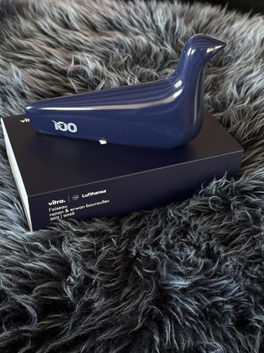 Lufthansa first class - class, "100